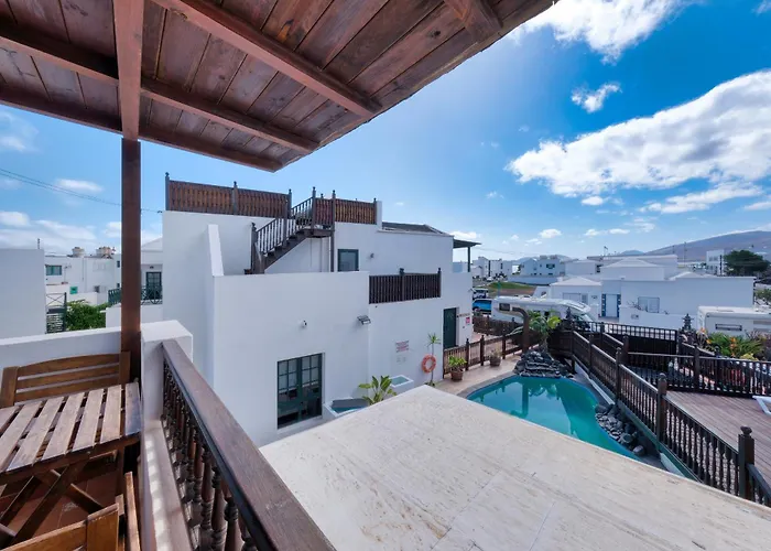 Ferienhaus Casa Hibiscus - Shared Pool And Bbq - Close To Seafront Promenade By Lanzarote Punta Mujeres